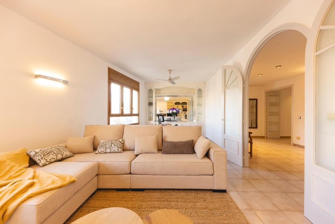Bravissimo El Lleo, Bright 4-Bedroom Apartment Girona Eksteriør bilde