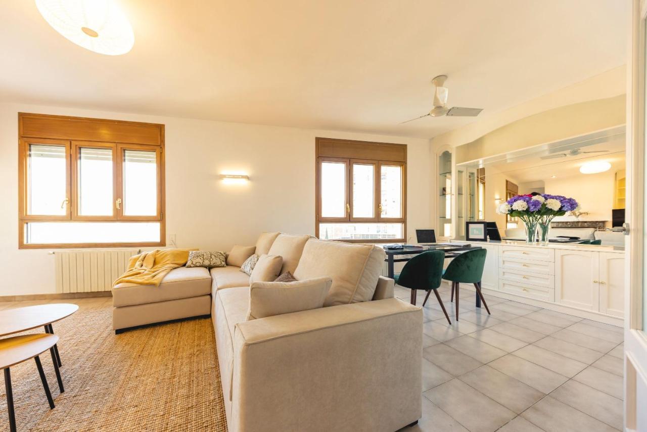 Bravissimo El Lleo, Bright 4-Bedroom Apartment Girona Eksteriør bilde