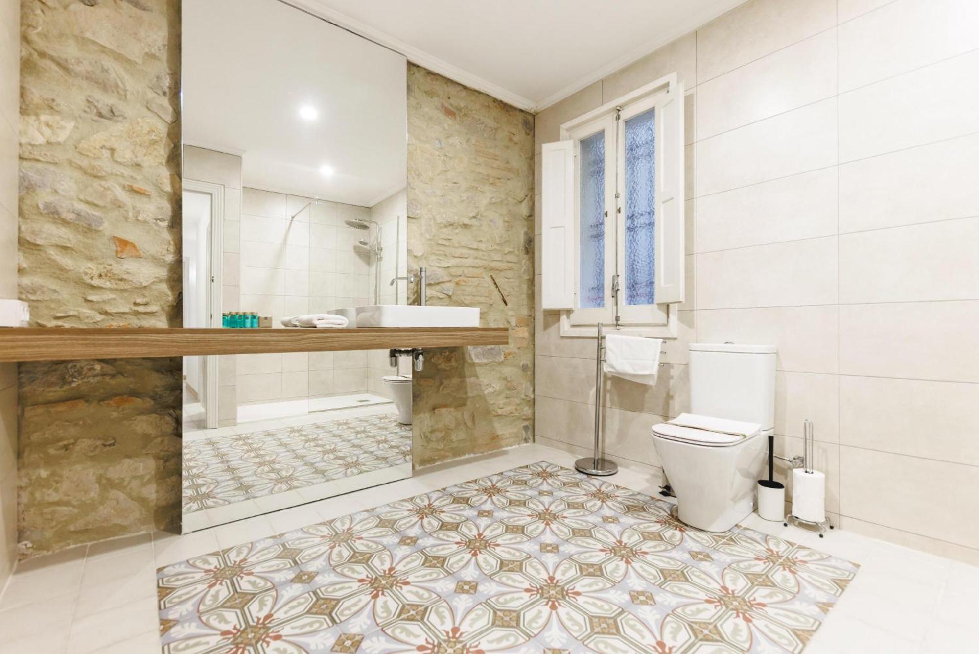 Bravissimo El Lleo, Bright 4-Bedroom Apartment Girona Eksteriør bilde